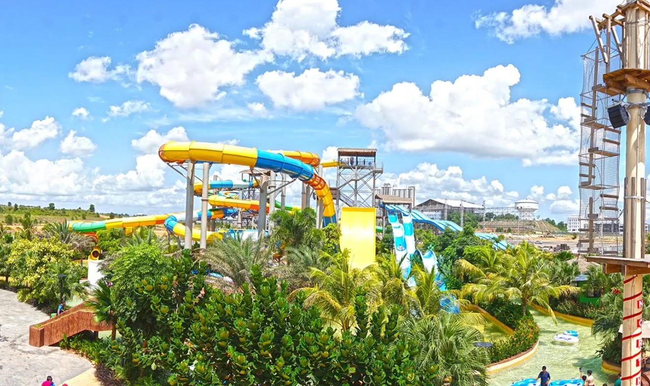 Base Aquatic-Auistin Heights Waterpark-Malaysia